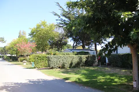 Camping Le Chaponnet in Brem-sur-Mer — foto 22
