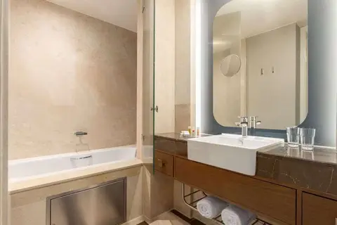 Ramada Plaza by Wyndham Istanbul Tekstilkent in İstanbul — foto 14