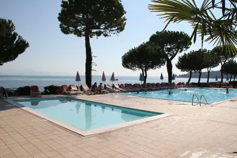 Vakantiepark Le Corti Del Lago in Padenghe sul Garda — foto 12