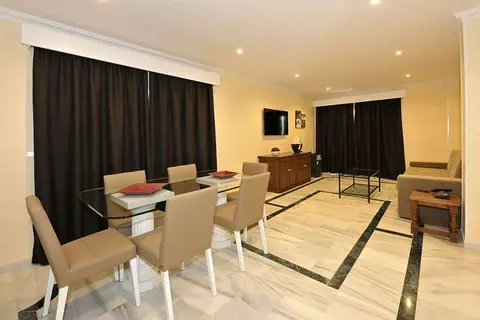 Hotel Salobrena Suites in Salobreña — foto 21
