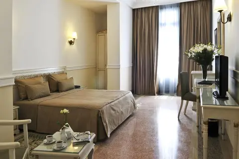 Hotel Majestic in Tunis — foto 17