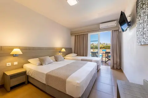 Akti Beach Club in Καρδάμαινα — foto 9