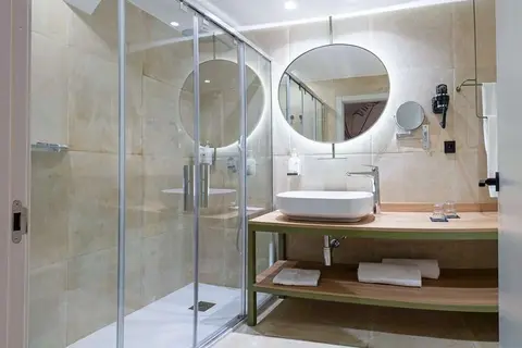 Hotel DWO Valencia in Valencia — foto 22