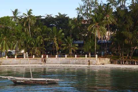Neptune Beach Resort in Kasemeni ward — foto 16