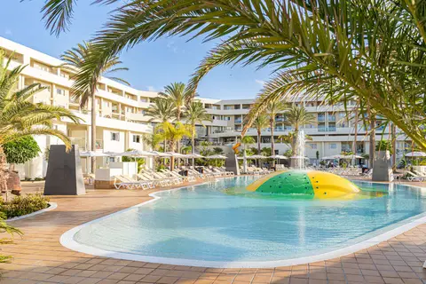 Iberostar Waves Gaviotas Park in Las Gaviotas — foto 10