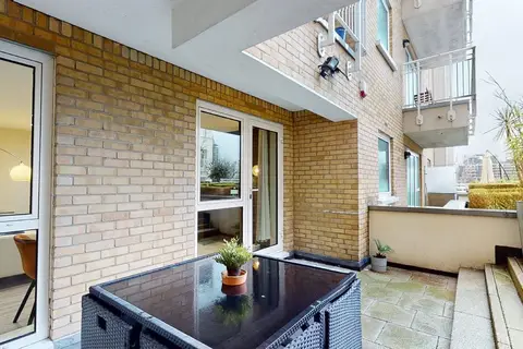 Hybrid Resi - Battersea in Londen — foto 8