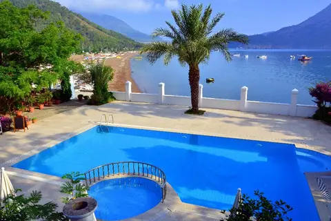 Ford Hotel in Kumluca