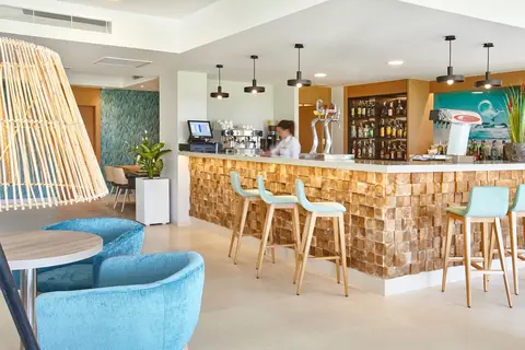 Universal Hotel Castell Royal in Canyamel — foto 4