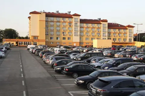 Airport Hotel Budapest in Vecsés — foto 9