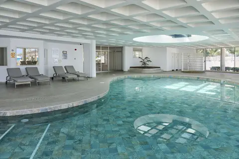 Sunrise Beach Hotel in Παραλίμνι — foto 9