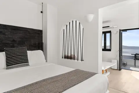 Mill Houses New Elegant Suites in Santorini Yachting Club, foto 30