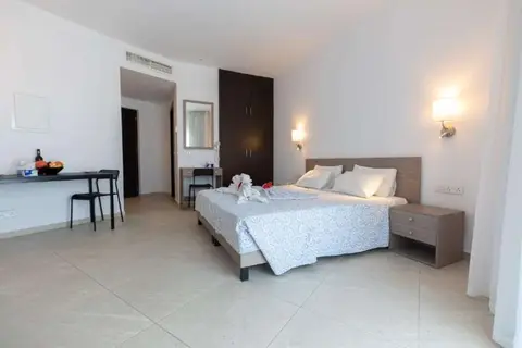 Tetyk Hotel & Suites Protaras in Παραλίμνι — foto 5