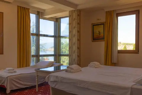 Millenium Palace in Ohrid — foto 2