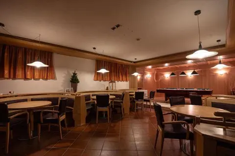 Hotel Engel in Canazei - Cianacei — foto 11
