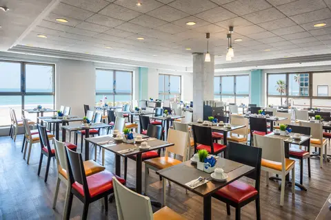Hotel Cádiz Paseo del Mar Affiliated by Meliá in Málaga — foto 30