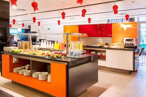Hotel Ilunion Barcelona in Barcelona — foto 7
