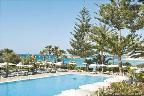 Nissi Beach Resort in Ayia Napa — foto 2