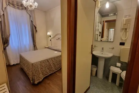 Hotel Carlton Capri in Venetië — foto 9