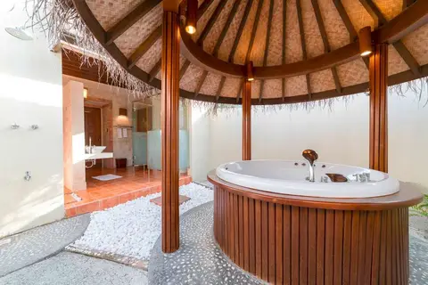 Bandos Maldives in Bandos Island Resort — foto 10