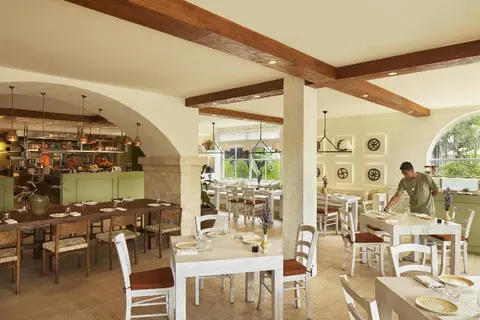 Kleo Seminyak By Hyatt in Kerobokan Kelod, South Kuta, Bali — foto 4