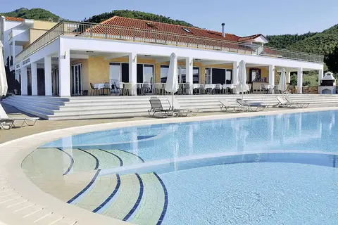 The Boutique Louloudis in Σκάλα Ραχωνίου