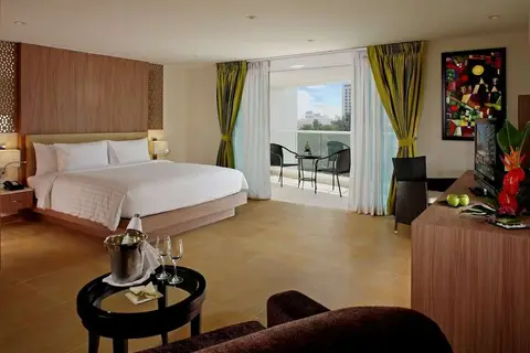 Centara Pattaya Hotel in พัทยา — foto 18