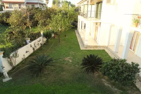 Oasis Beach Club in Kavos, foto 23