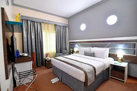 Nejoum Al Emarat Hotel in Sharjah — foto 2