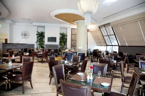 Grand Excelsior Hotel Bur Dubai in Dubai — foto 7