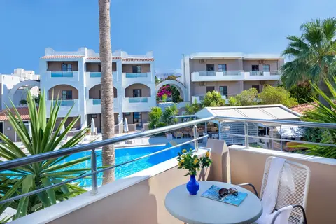 Nireas Hotel in Δαράτσος — foto 7