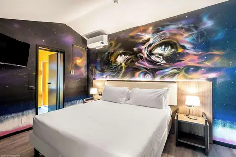 Muraless Art Hotel in Castel d'Azzano — foto 2