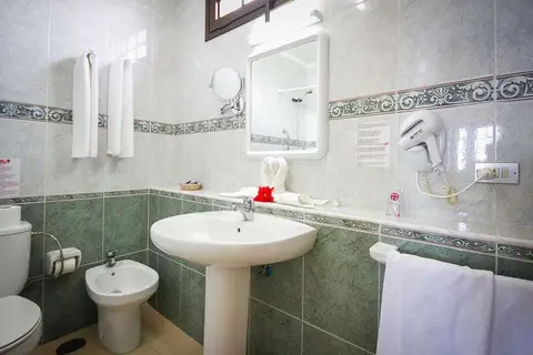 Ona Las Rosas Resort in Santiago del Teide — foto 20