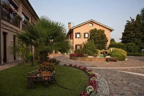 Leon d'Oro in Mirano, foto 24