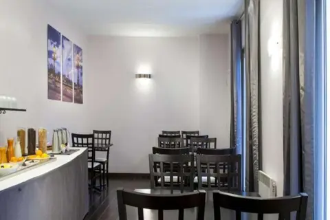 Timhotel Tour Eiffel in Parijs, foto 4