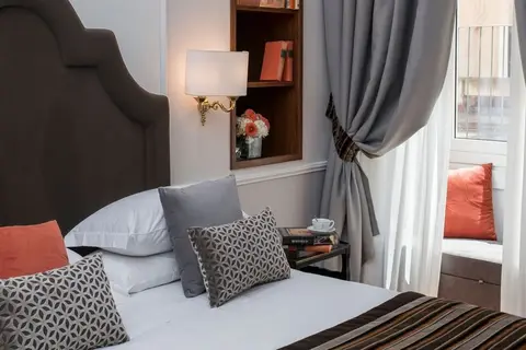 Bettoja Hotel Massimo D'Azeglio in Rome — foto 23