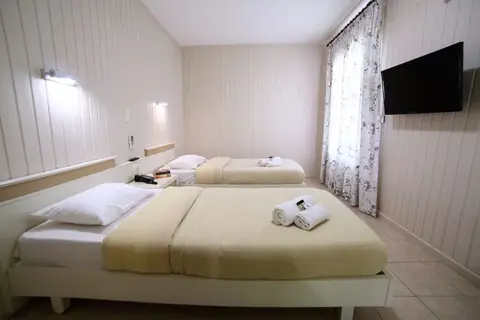 Idi Hotel in Zaros — foto 30