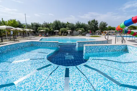 Stork Family Camping Village in Roseto degli Abruzzi — foto 11