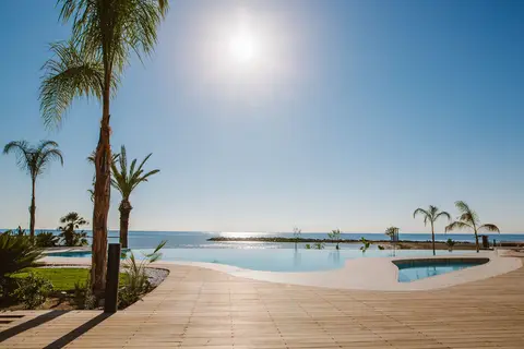 Lebay Beach Hotel in Oroklini — foto 4