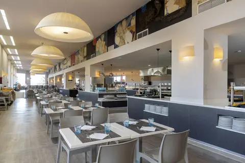 Las Palmeras Affiliated by FERGUS in Fuengirola, foto 14