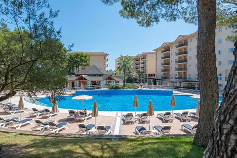 Aparthotel Can Picafort Palace in Santa Margalida