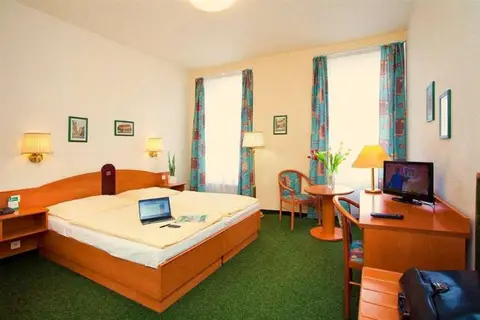Hotel Merkur in Praag — foto 16