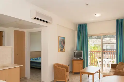 Tsokkos Paradise Village in Ayia Napa — foto 8