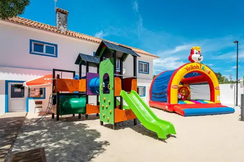 Camping Yelloh Colina Do Sol in Alcobaça — foto 4