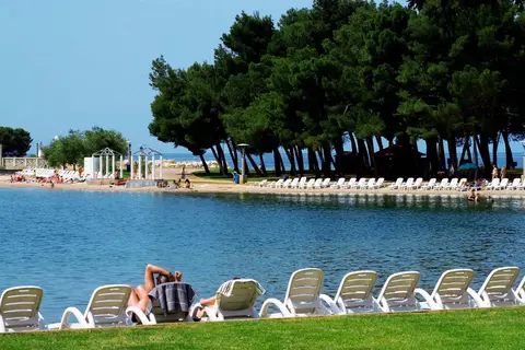 Vakantiepark Stella Plava Laguna in Monterol — foto 3
