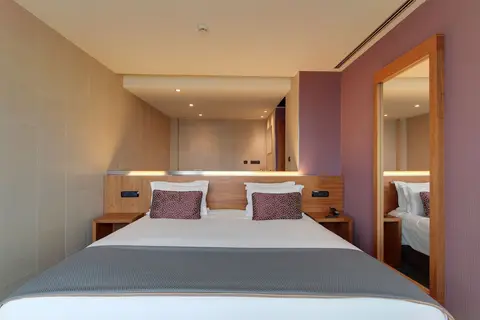 Hotel Badalona Tower in Badalona — foto 11
