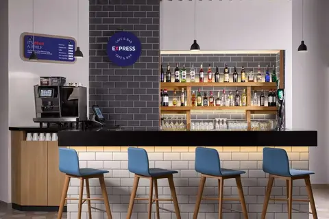 Holiday Inn Express Malta in San Ġiljan — foto 6