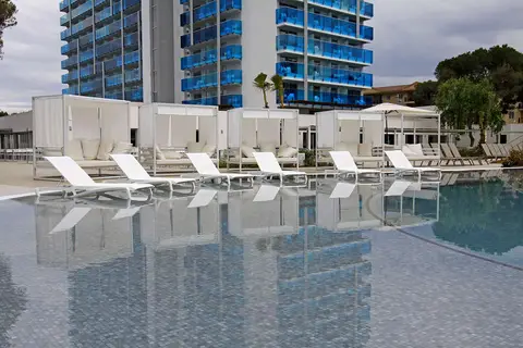 BG Tonga & Suites Tower Design Hotel in Santa Margalida