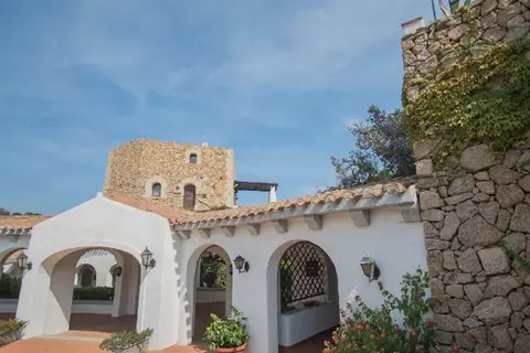 Il Giardino degli Oleandri in Poltu Quatu