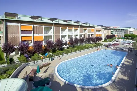 Residence Al Parco & Le Acacie in Bibione — foto 2