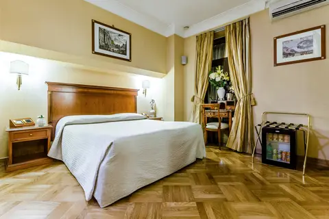Luxury Rooms H 2000 Roma in Rome, foto 20